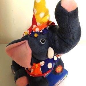 Musical Circus elephant